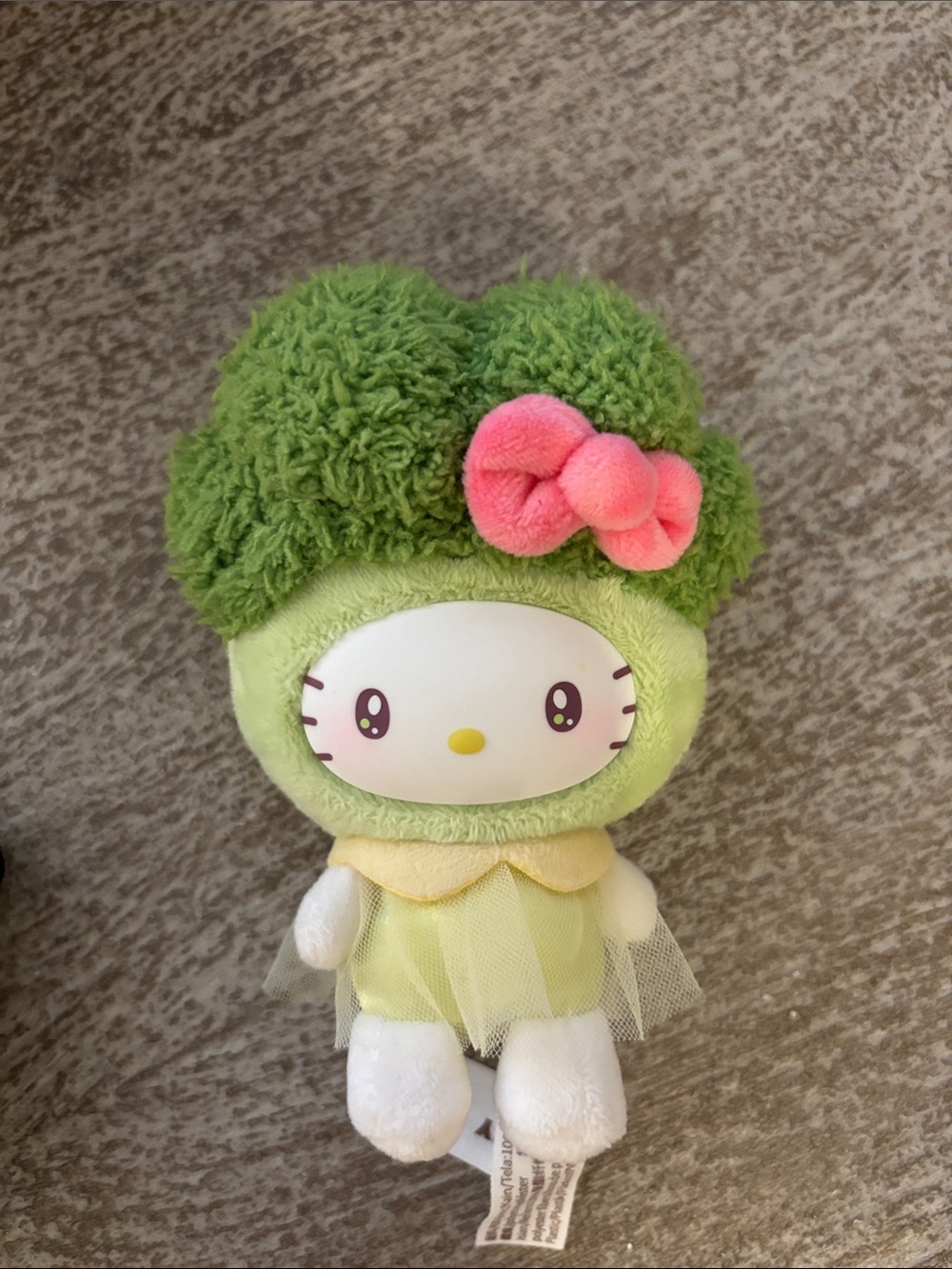 Hello Kitty Green Plush with Pink Bow Broccoli key chain